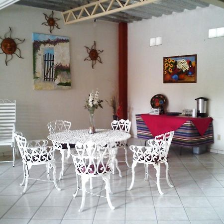 Hotel Los Balcones Parras de la Fuente Exteriör bild