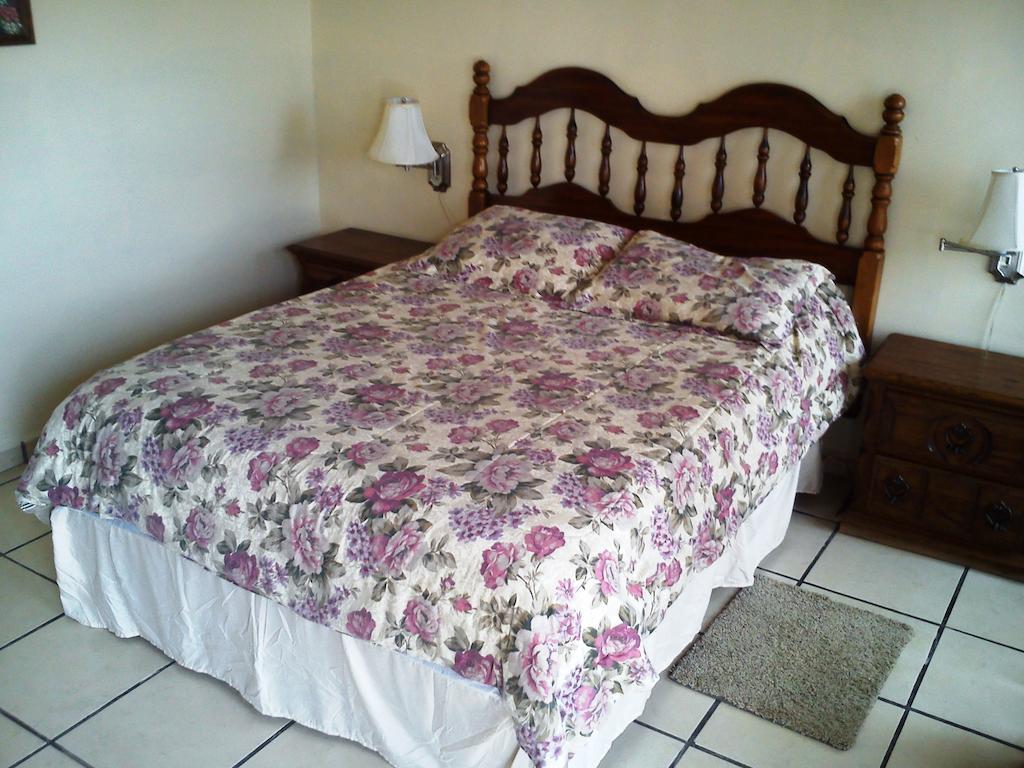 Hotel Los Balcones Parras de la Fuente Rum bild